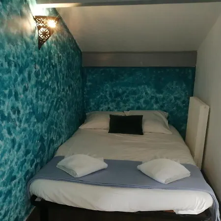 게스트하우스 Etxe Goxoan D'hotes Avec Cuisine Ete Equipee Commune Et Jaccuzi 3*