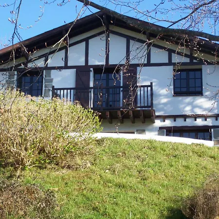 Etxe Goxoan D'hôtes Avec Cuisine été équipée Commune Et Jaccuzi 3* Itxassou